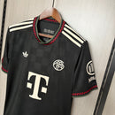Terceira Camisa Bayern de Monique 25/26