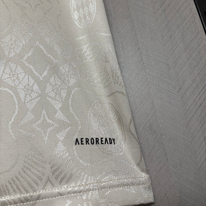 Camisa Bayern de Monique Edição Especial 25/26