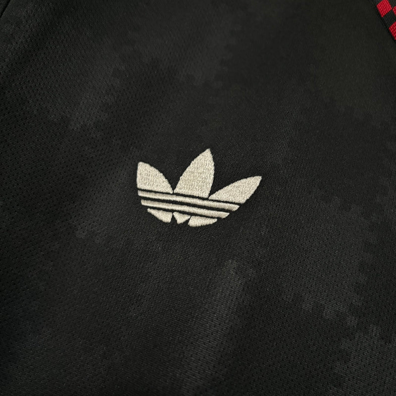 Terceira Camisa Bayern de Monique 25/26