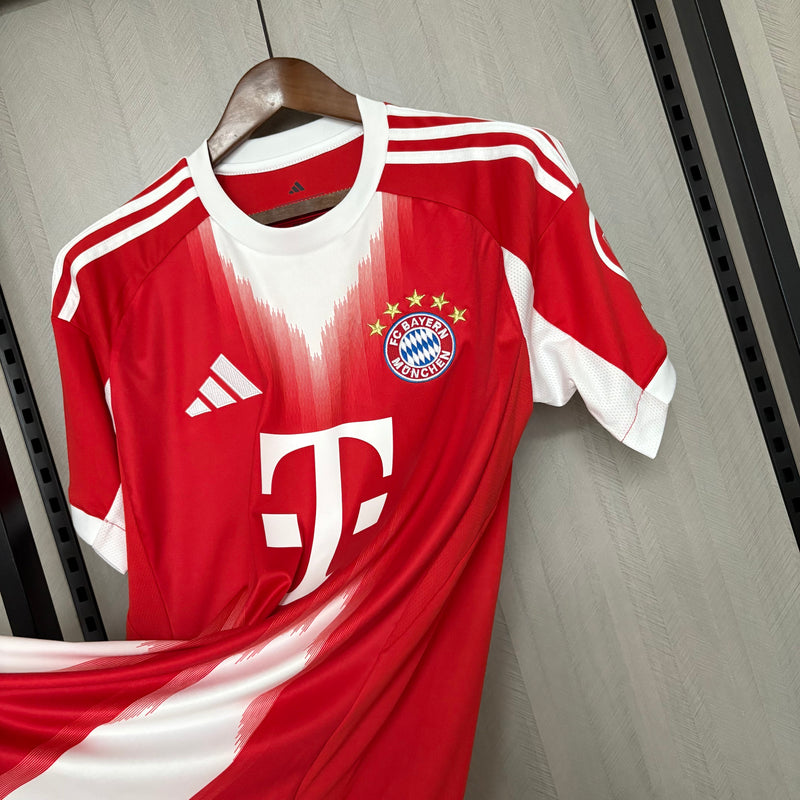 Camisa Bayern de Monique Home 25/26