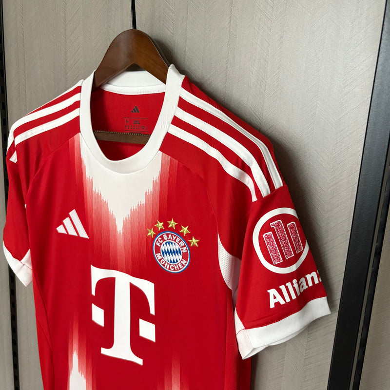 Camisa Bayern de Monique Home 25/26