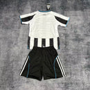 Kit Infantil Newcastle United Home 25/26