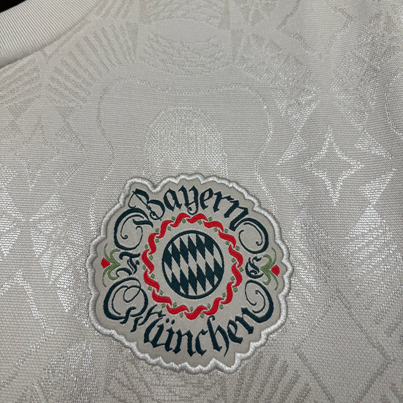 Camisa Bayern de Monique Edição Especial 25/26