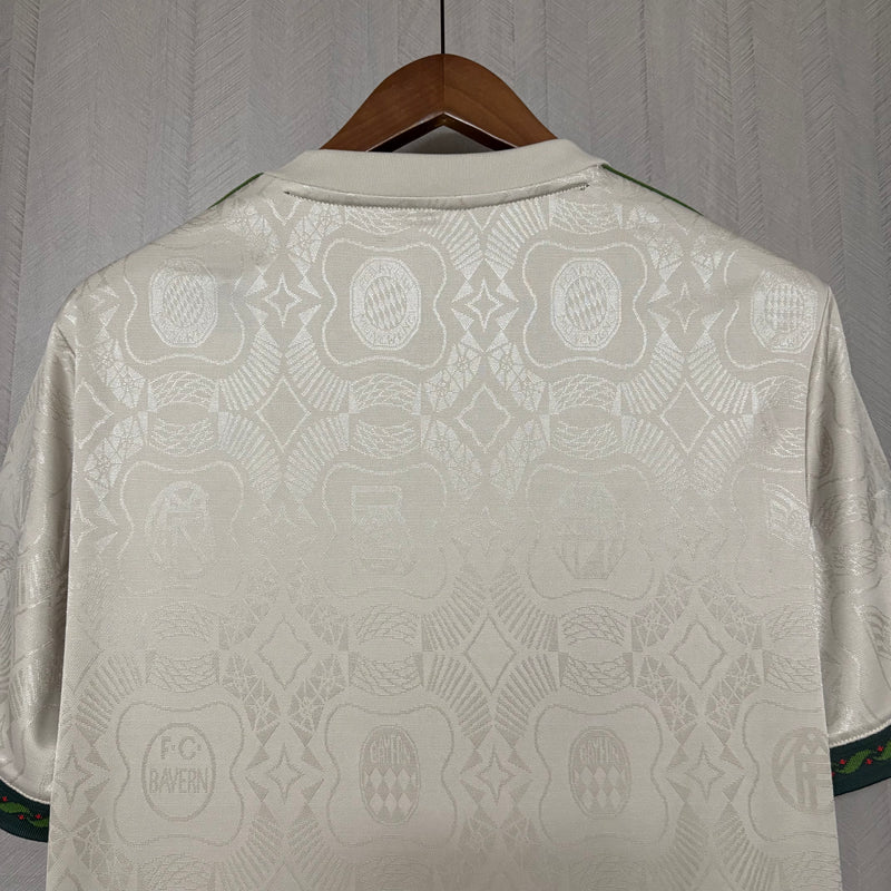 Camisa Bayern de Monique Edição Especial 25/26